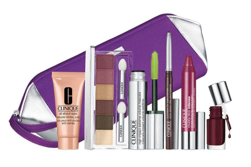 Подарочный набор Clinique, 6 000 руб.