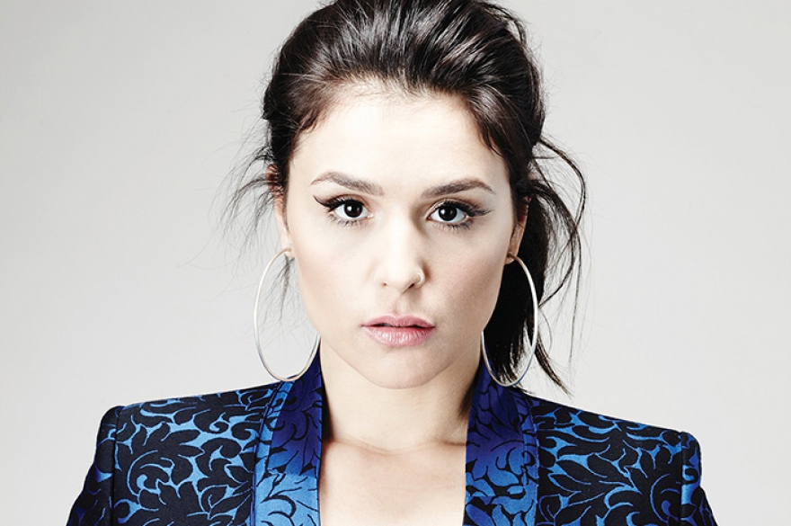 Джесси Уэйр Претендентка на титул главной новой британской поп-дивы выступала летом на московском фестивале «SVOY Субботник», а сейчас едет в Россию с