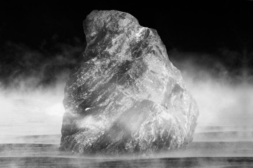 «Одинокие» Тему «лишних людей» продолжает режиссер Денис Хуснияров. Пьеса классика немецкой новой драмы Герхарта Гауптмана — отличный материал для