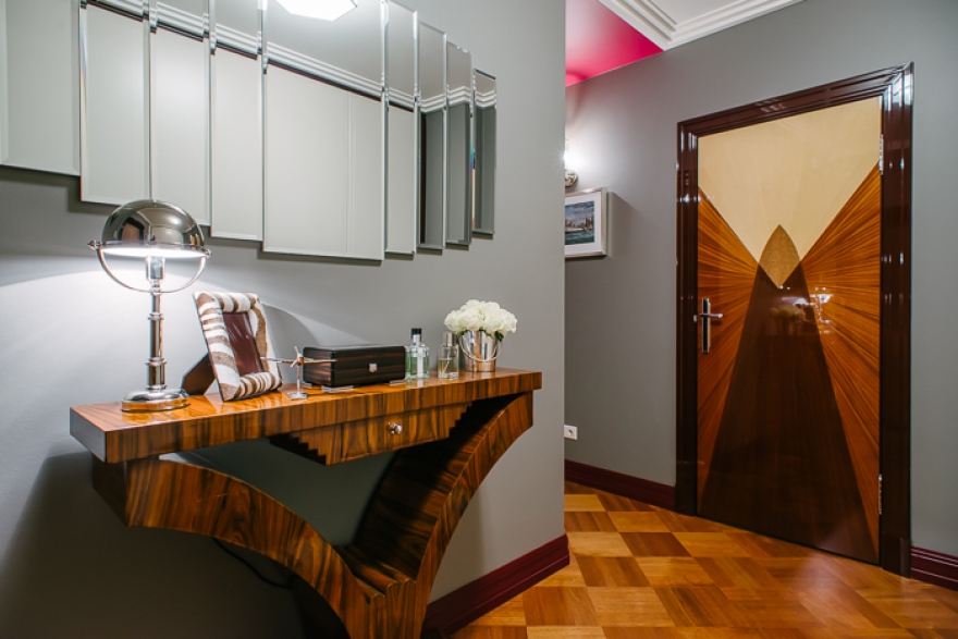 Если мне нужно будет покинуть навсегда эту квартиру, двери — первое, что я заберу с собой.