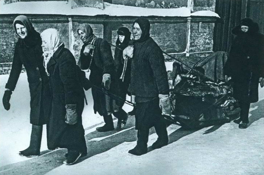 Лидия Гинзбург «Проходящие характеры. Проза военных лет. Записки блокадного человека» Бесстрашная и беспощадная книга, которую литературовед и