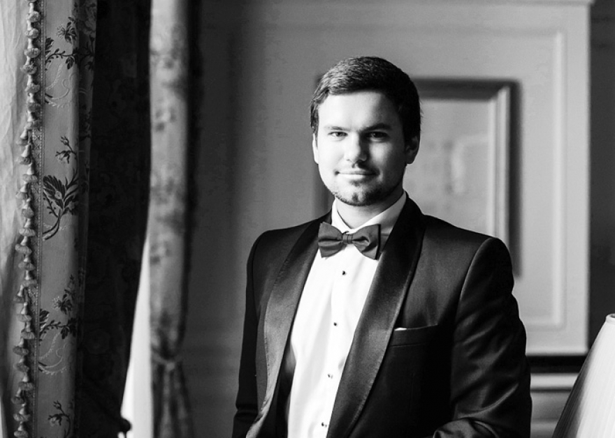 Александр Барыкин24 года Правая рука генерального директора «Газпром инвеста» и внук бывшего ректора Инжэкона играет на фортепиано, ходит на спектакли