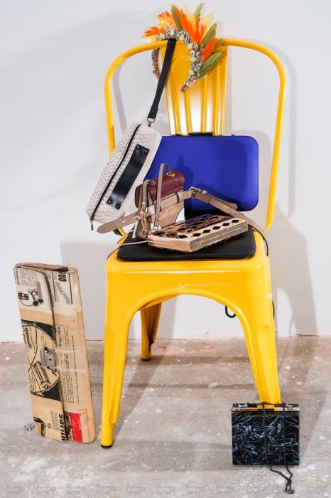 Такие вещи «делают» весь look.