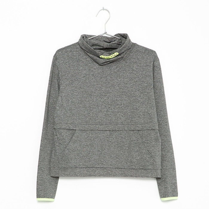 Кофты для занятий спортом Bershka, 1 699 рублей