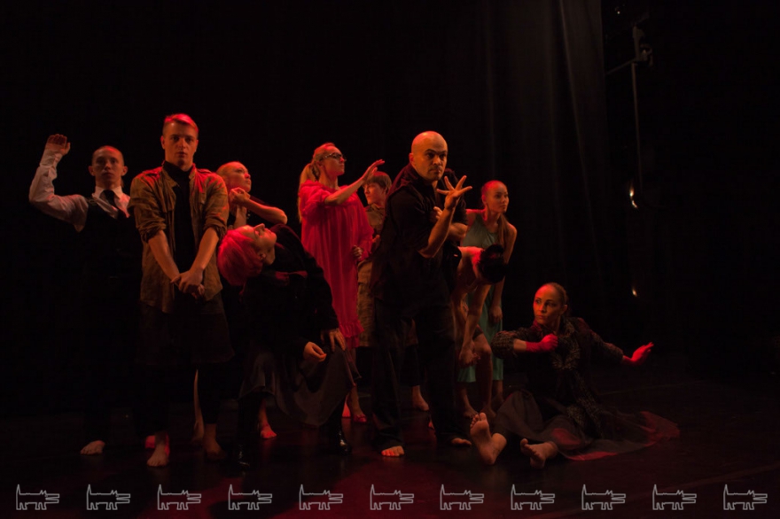 Я мечтаю о том дне, когда моим танцовщикам исполнится по 50 лет. Профессия хореографа в моей жизни – это данность. Мама – хореограф, папа – танцовщик