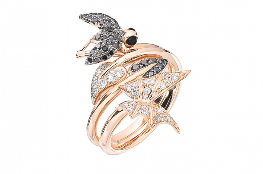 Superfly, Stephen Webster Эстетические пристрастия мух явно недооценены, считает британский ювелир. Эту, например, тянет на розовое золото.