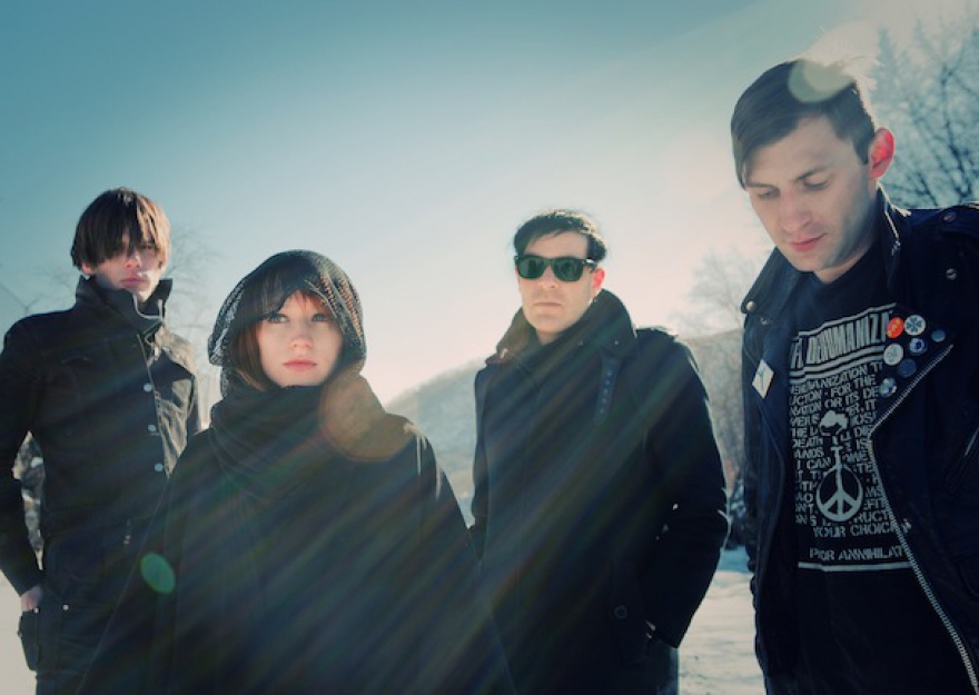 Концерт Cult of Youth Бруклинский квартет, музыку которого критики квалифицируют как «дарк-фолк-панк», продолжает мракобесную эстетику Death in June и