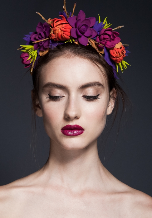 Мила Игнатик Мила Игнатик учится в японской академии Deco Clay Craft Academy и уже четвертый год увлекается лепкой. Ободки с цветочками определенно so