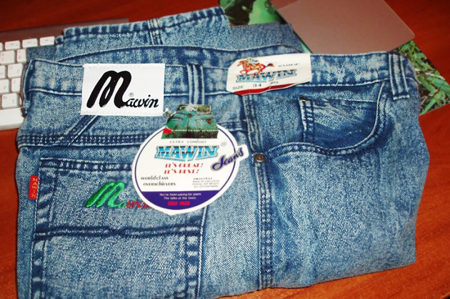 Если в начале восьмидесятых вареные джинсы были вожделенным маст-хэвом молодежи, то к концу десятилетия варенки были доступны повсюду. Во многом