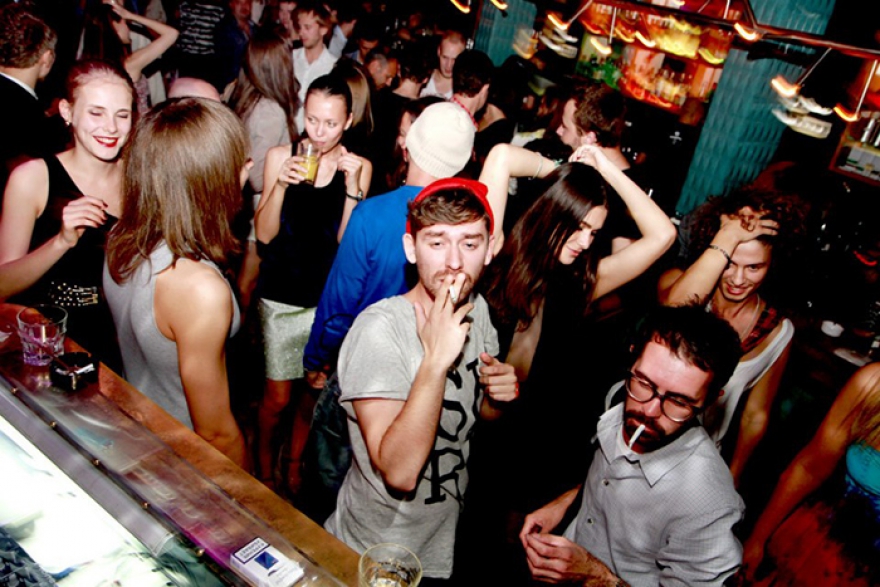 Коля Риш, прежде чем стать арт-директором столичных цирюлен Chop-Chop и ведущим передачи «Фэшнтерапия» на телеканале ТНТ, провел не одну беспокойную