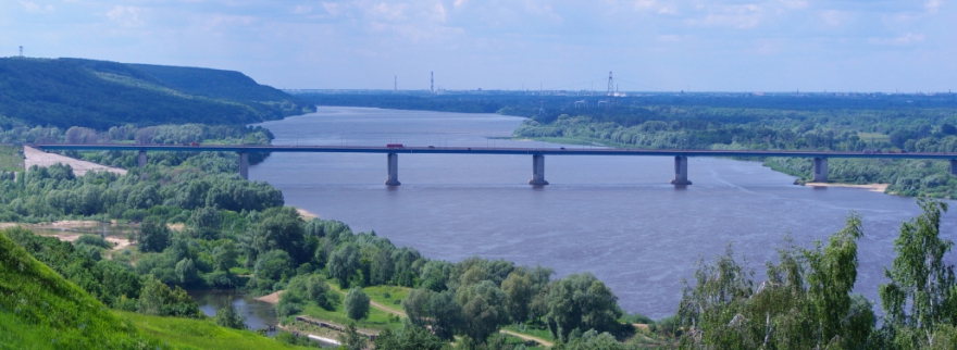 Вова, гитара Места силы не разглашают. Если нужно вдохновение от места, то его можно найти у Волги или Оки по всем берегам. Ну или просто пошататься в