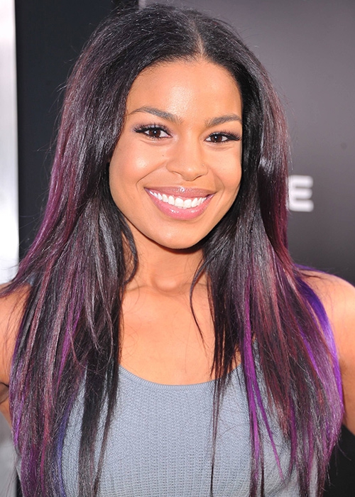 Победительница 6-го сезона музыкального реалити American Idol Джордин Спаркс выбрала беспроигрышное сочетание оттенков: сомнительный "баклажановый