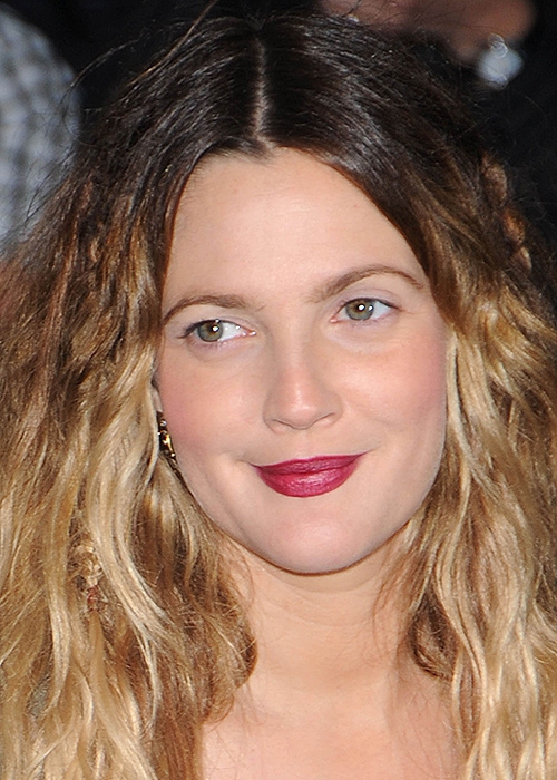 Но чаще она появлялась со спокойным переходом цвета от медового к блонду.