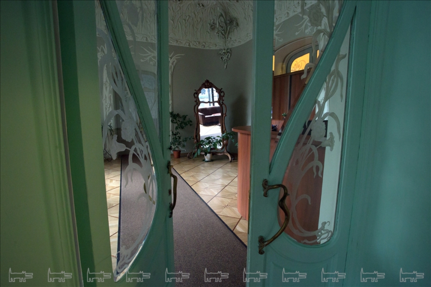 цветочная комната