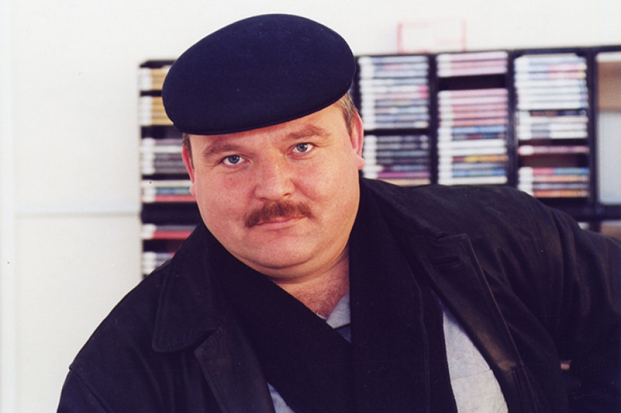 Михаил Круг (1962 - 2002) «Король российского шансона» Михаил Круг был убит в собственном доме 1 июля 2002 года: злоумышленники проникли в здание