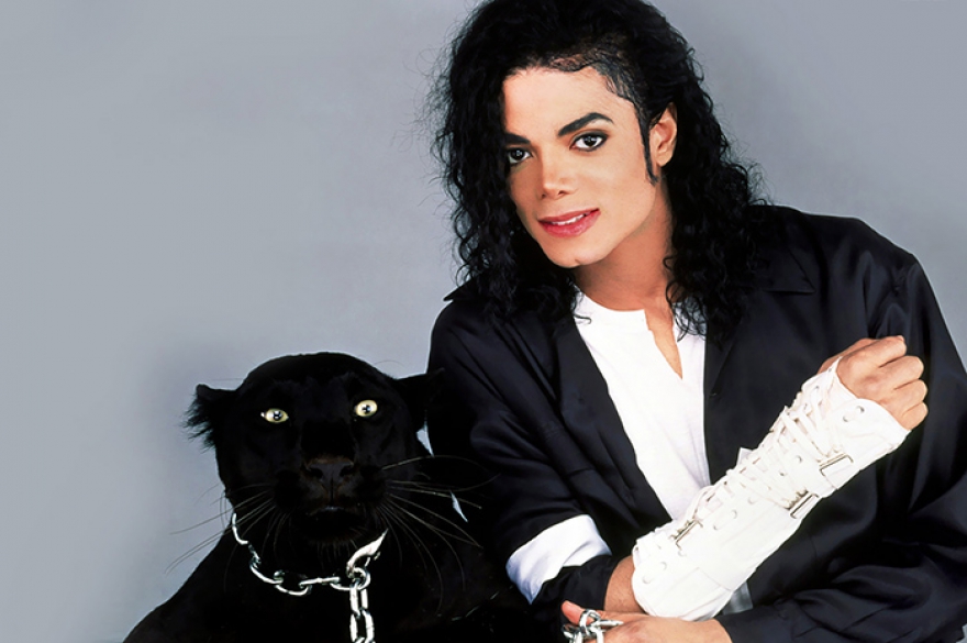 Майкл Джексон (1958 - 2009)«Король поп-музыки», человек-трансформер, перекроивший свое тело и судьбу множество раз, умер 25 июня 2009 года. Смерть