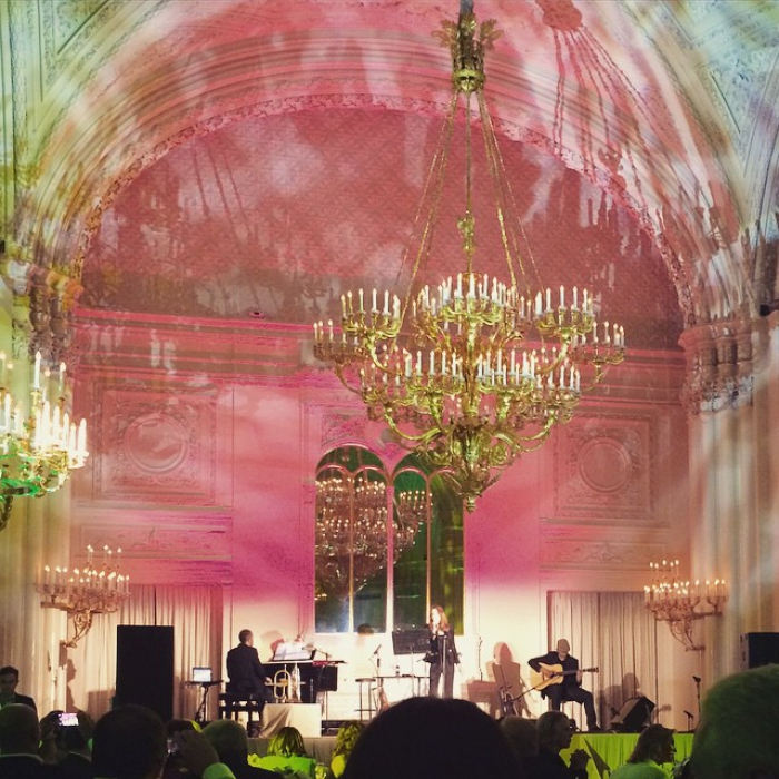 Концерт Карлы Бруни-Саркози в Мраморном дворце