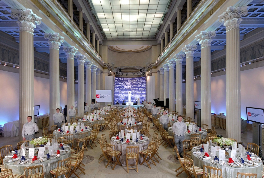 Concord Catering Кейтеринговый мастодонт подойдет для свадеб самого широкого размаха. Служба мало того, что с 1996 года успела поработать на ивентах