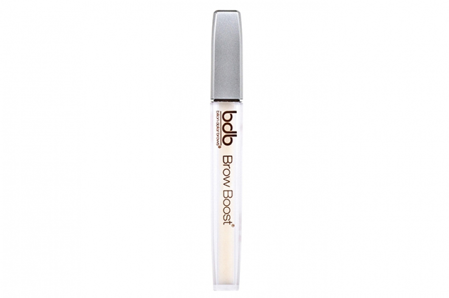 Сыворотка Brow Boost усиливает рост бровей за 30 дней.