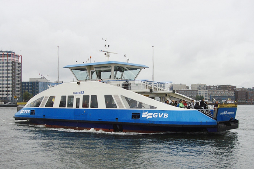 Veer, Амстердам Маршрутов: около 15-ти Стоимость: 7,5 евро за день поездок Интервал движения: 20 минут Амстердам в свое время стал одним из первых