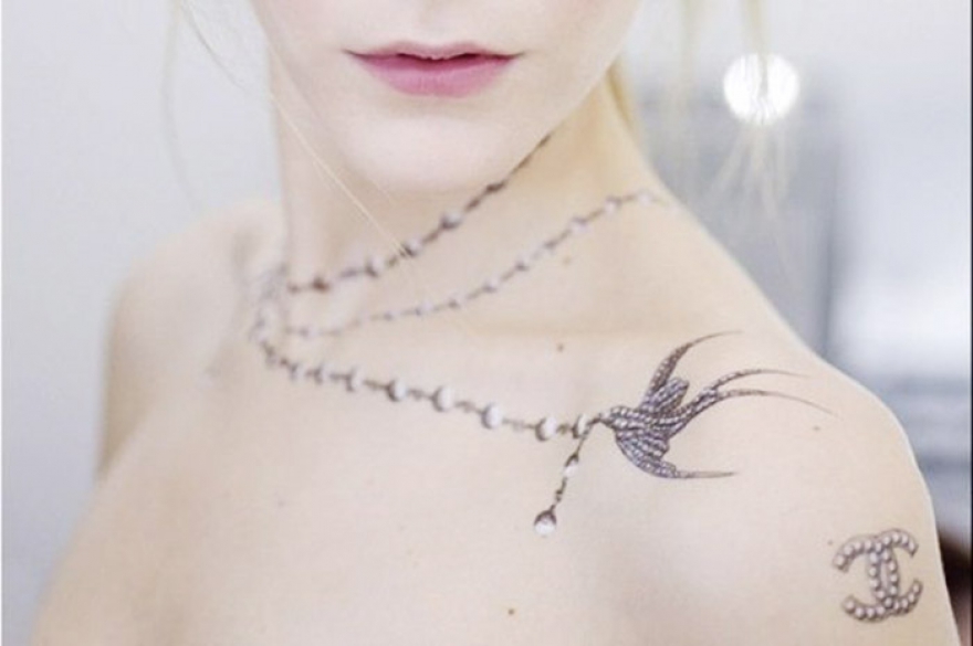 Бэкстейдж показа Chanel, осень-зима 2010