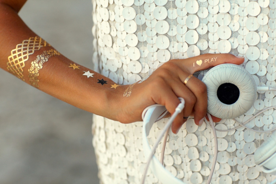 Тату-украшения Goddess Tattoos Если раньше казалось, что переводные татуировки идут только в комплекте с клубничной жвачкой и школьными каникулами