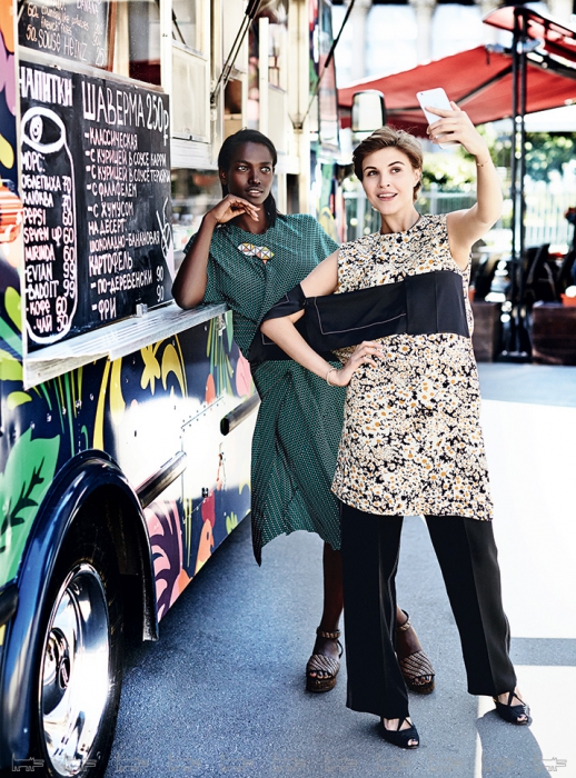 Арт-консультанты Полина Захарова и Юта Адепо возле трака "Больше шавермы"