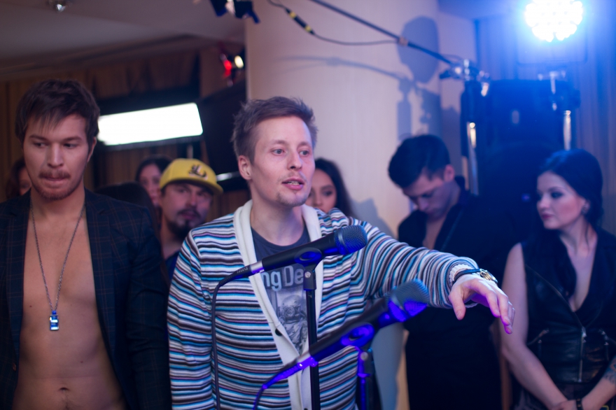 В центре - режиссер Искандер Вахитов.