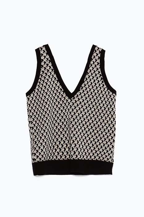 Жилет Zara, 1799 руб.