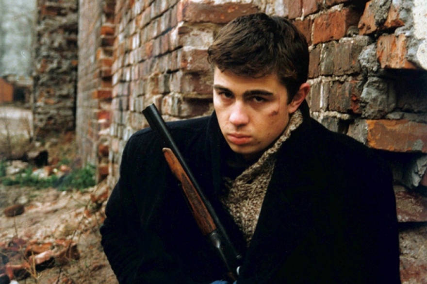 Сельянов продюсировал фильмы Алексея Балабанова начиная с «Брата», ставшего самым точным высказыванием о бандитских 1990-х. Следующей их совместной