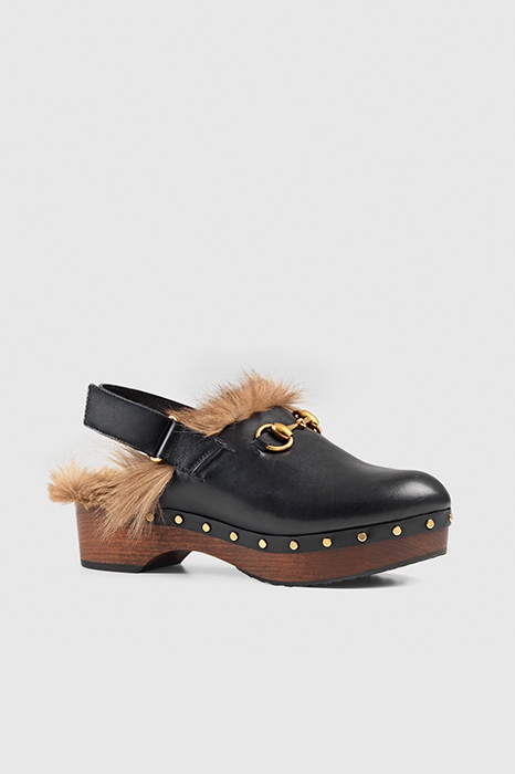 Меховые сабо, 63000 руб. (ДЛТ)