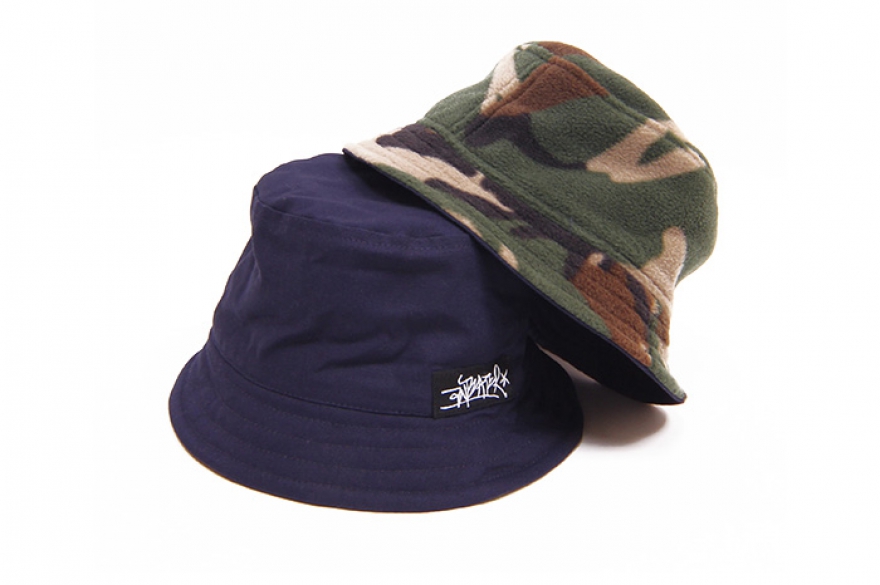 Панамки, 999 руб.