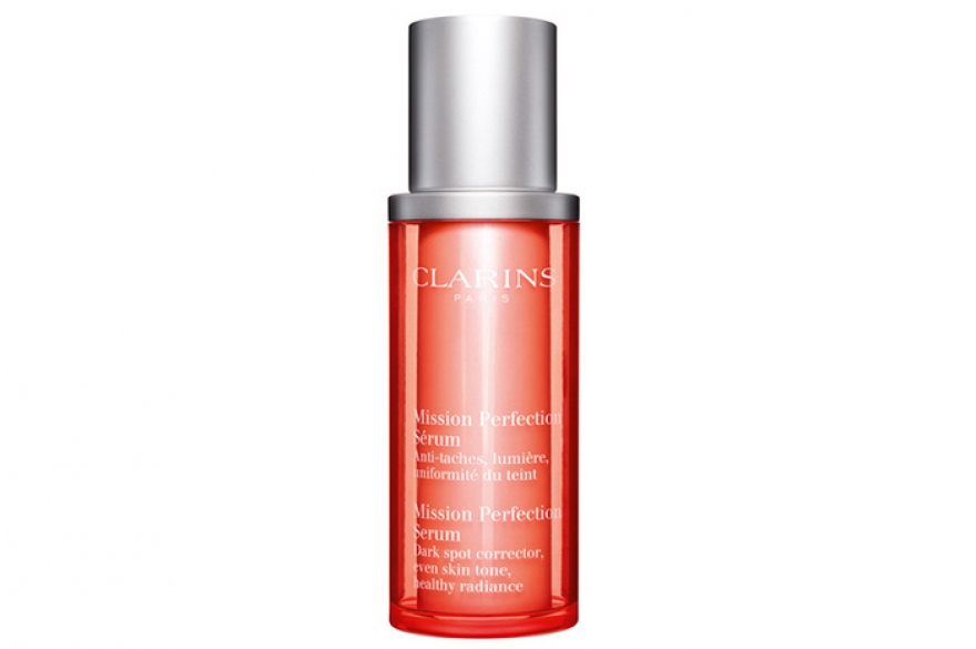 Сыворотка Mission Perfection, Clarins Новый флюид — дублер спецагента Итана Ханта: доказывает, что миссия выполнима, и не задает лишних вопросов