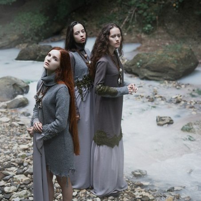 Одежда и аксессуары Когда наступает осень, только и думаешь, что о тепле. Примерив на себя хоть что-то из новой коллекции Mountain Mist от местной