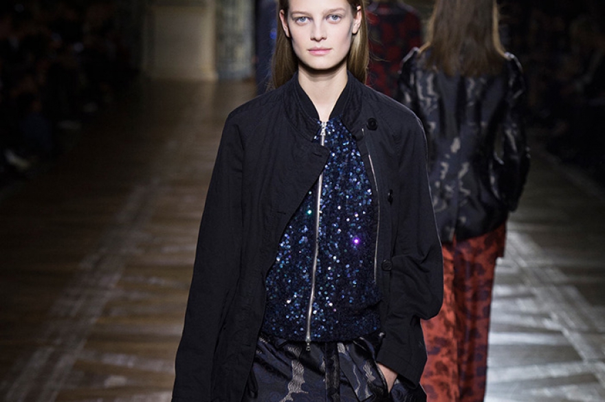 Бомбер Dries van Noten (под пальто), 139000 руб.