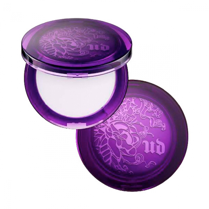 Матирующая пудра De-Slick. Невесомая прессованная пудра впитывает излишки кожного сала и предотвращает жирный блеск, не причиняя макияжу никакого