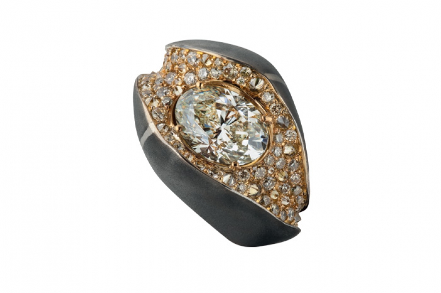 Markin Fine Jewellery Поэтизация механизмов и драгоценные металлы — кредо Владимира Маркина, ювелира с пятнадцатилетним стажем, который преобразует