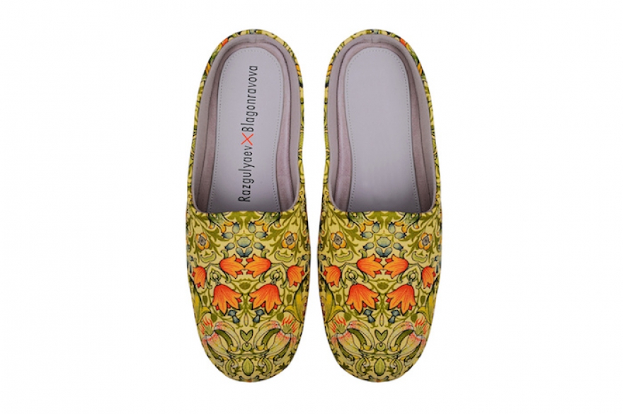 RAZGULYAEV X BLAGONRAVOVA На домашней обуви Милы РазгуляевойБлагонравовой поместились герои работ Малевича, Дали и Матисса, рисунки Карла Фаберже и
