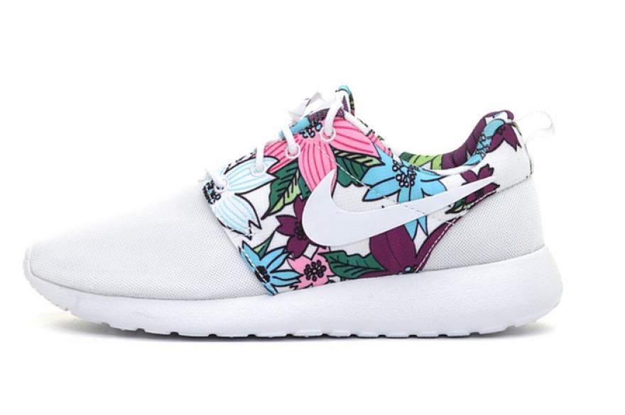 Nike Roshe Run, 3043 руб. (wildberries.ru)