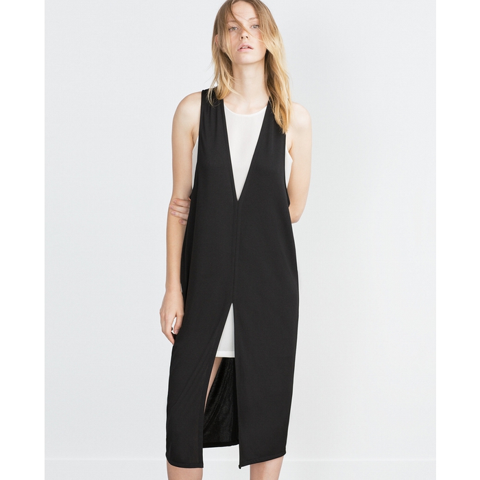 Платье Zara, 2799 руб.