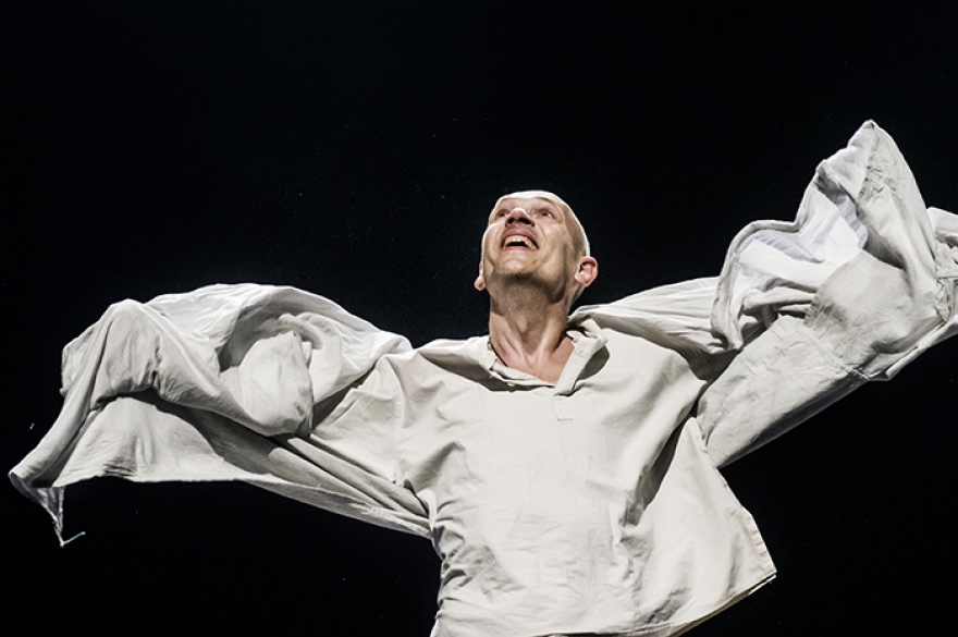 «Борис Годунов» Вечный фаворит «Балтийского дома», поэт и метафизик, литовец Эймунтас Някрошюс в этот раз приедет сразу с двумя постановками. Премьера