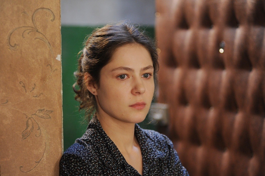 «Географ глобус пропил», реж. Александр Велединский, 2013. Экра­ низация романа Алексея Иванова, получившая Гран-при «Кинотавра», где у Елены роль