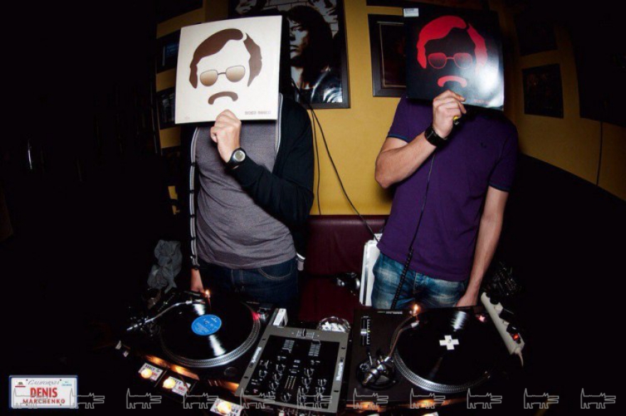 Евгений Лайт и Андрей Сатори, «Фонотека» Трек дня В этом году «Фонотеке» исполнилось 5 лет, за это время вечеринки не потеряли актуальности, а