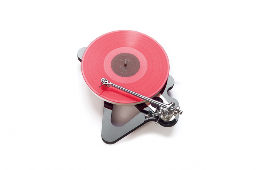 Проигрыватель Rega 10, 402000 руб. (baza-shop.ru)