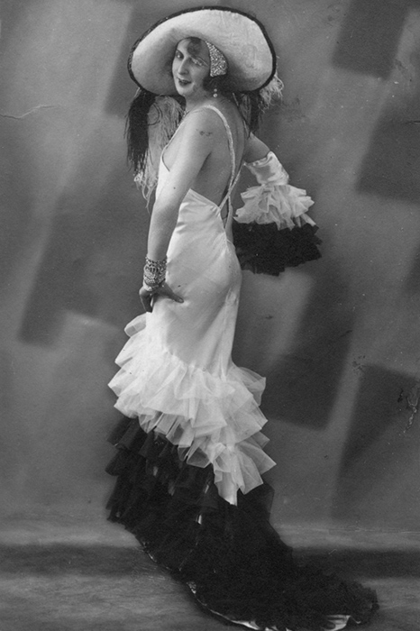 Ханс Лехари, один из самых известных травести Германии эпохи Веймарской республики. 1920-е гг. Архив О. А. Хорошиловой