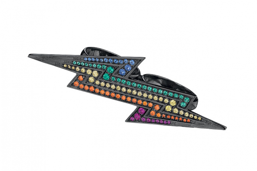 Pop, Lynn Ban Кольцо-кастет само по себе достаточно весомое заявление. Но нью-йоркский ювелир Линн Бан добавила ему аргументов острыми краями из