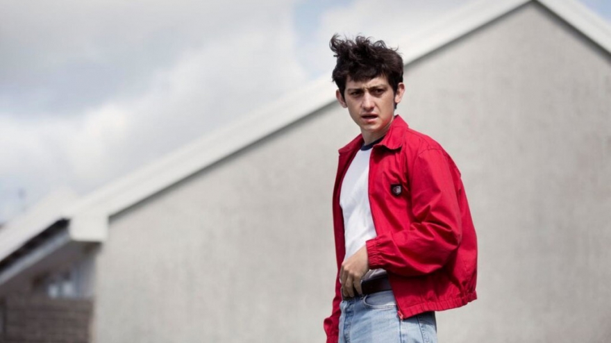 «Просто Джим», 6 ноября, 19:00 Черная комедия в стиле Линча от повзрослевшей звезды фильма «Субмарина» (Submarina, 2010) Крэйга Робертса, который