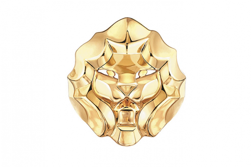 Sous le Signe du Lion, Chanel Родившаяся под знаком Льва Коко Шанель не отказалась бы приручить своего тотемного зверя, надев этот перстень из желтого