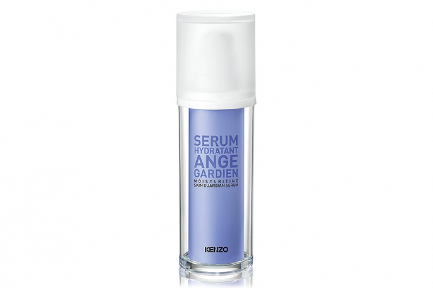 Сыворотка Kenzoki Новый «ангел-хранитель» Kenzoki в венке из ландышей и лотосов берет на себя обязательство увлажнять кожу тридцать часов подряд. По