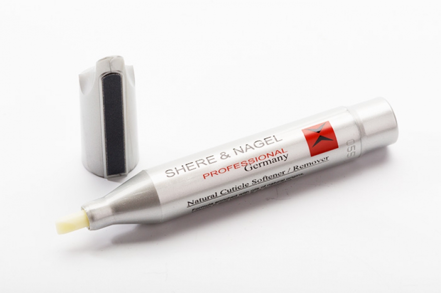 Карандаш для кутикулы Natural Cuticle Remover, Shere & Nagel Professional Средство для размягчения и удаления загрустившей под вязаными перчатками